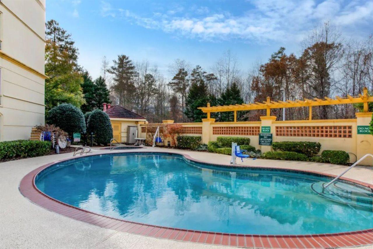 La Quinta By Wyndham Raleigh Crabtree Hotel Buitenkant foto