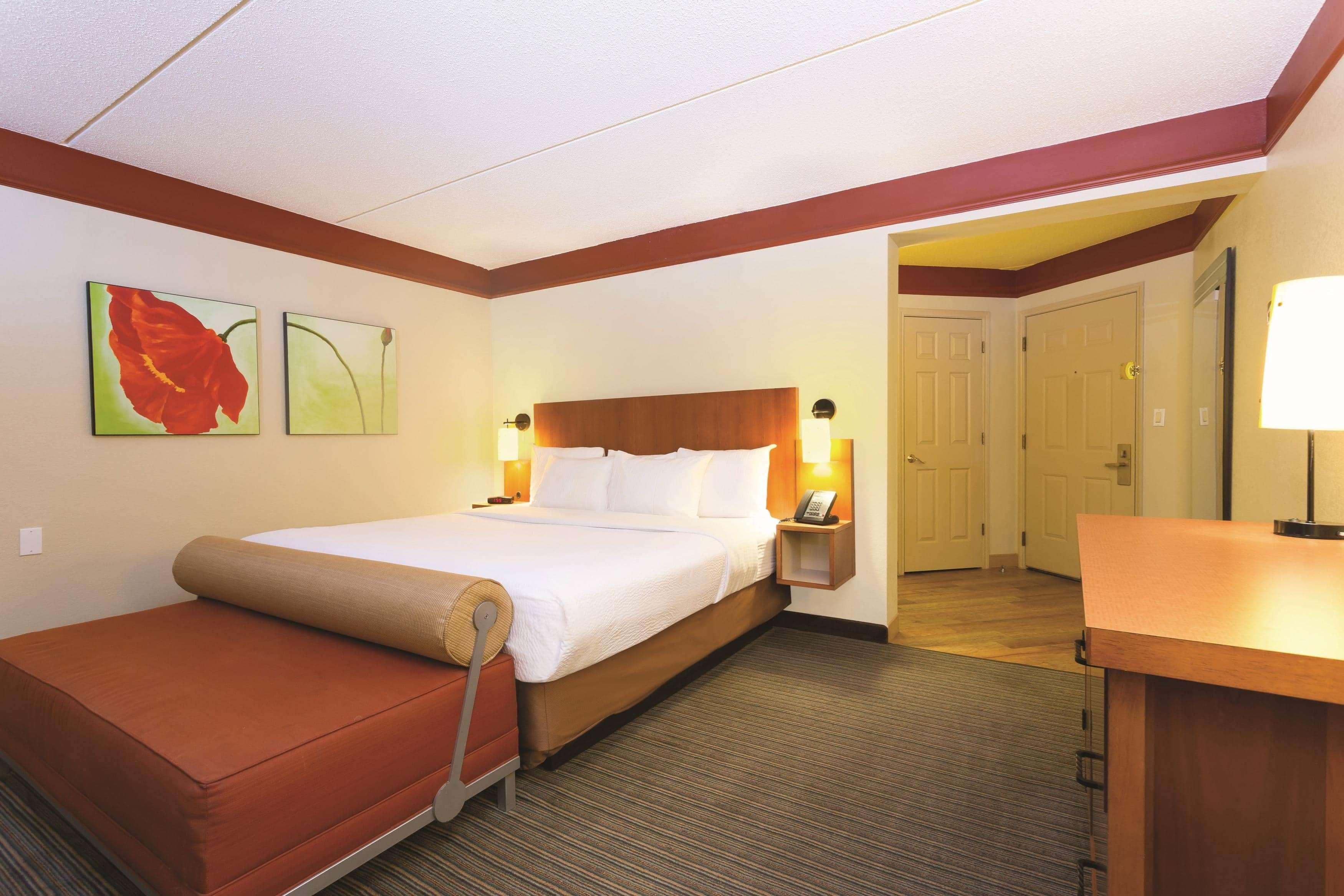 La Quinta By Wyndham Raleigh Crabtree Hotel Buitenkant foto