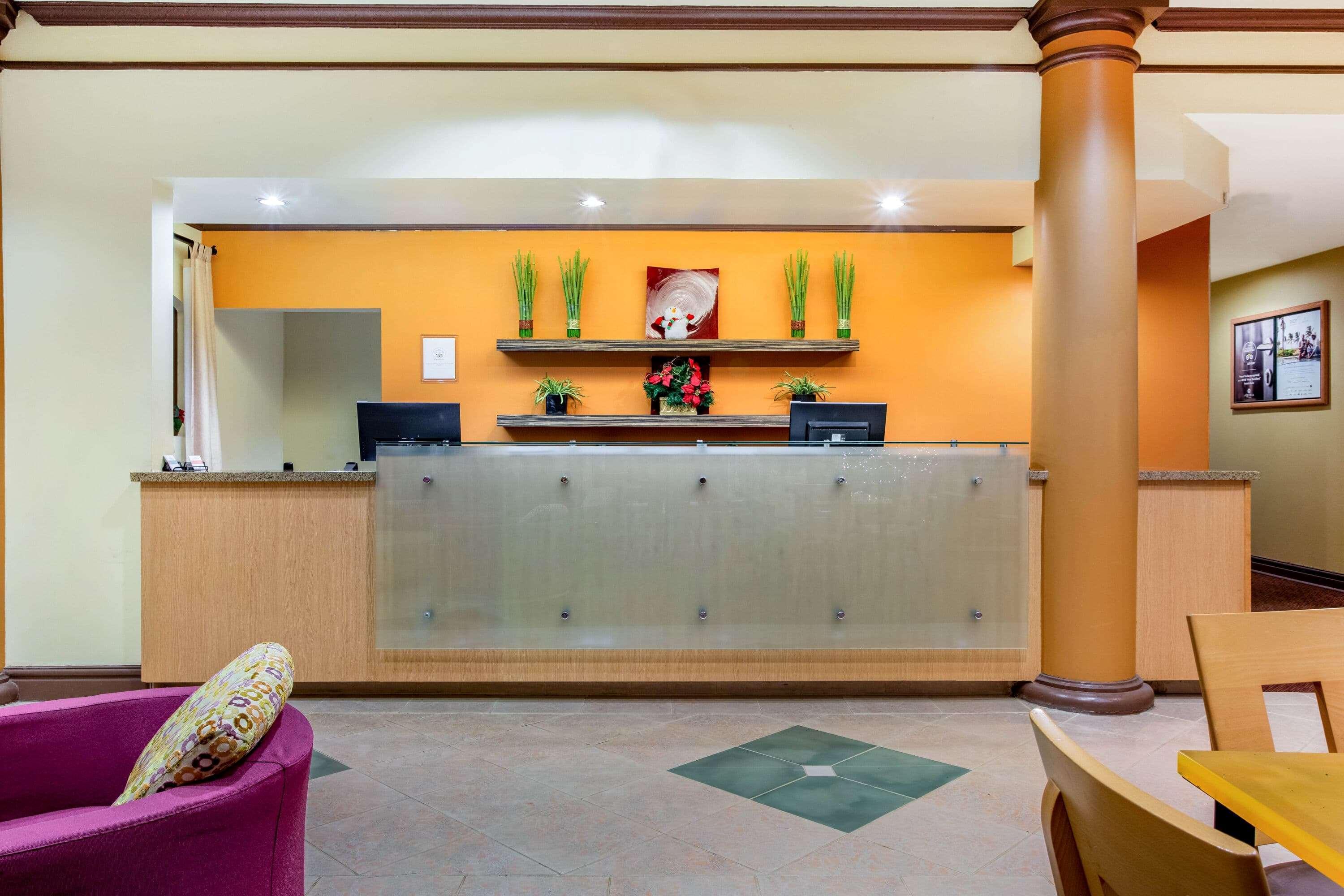 La Quinta By Wyndham Raleigh Crabtree Hotel Buitenkant foto