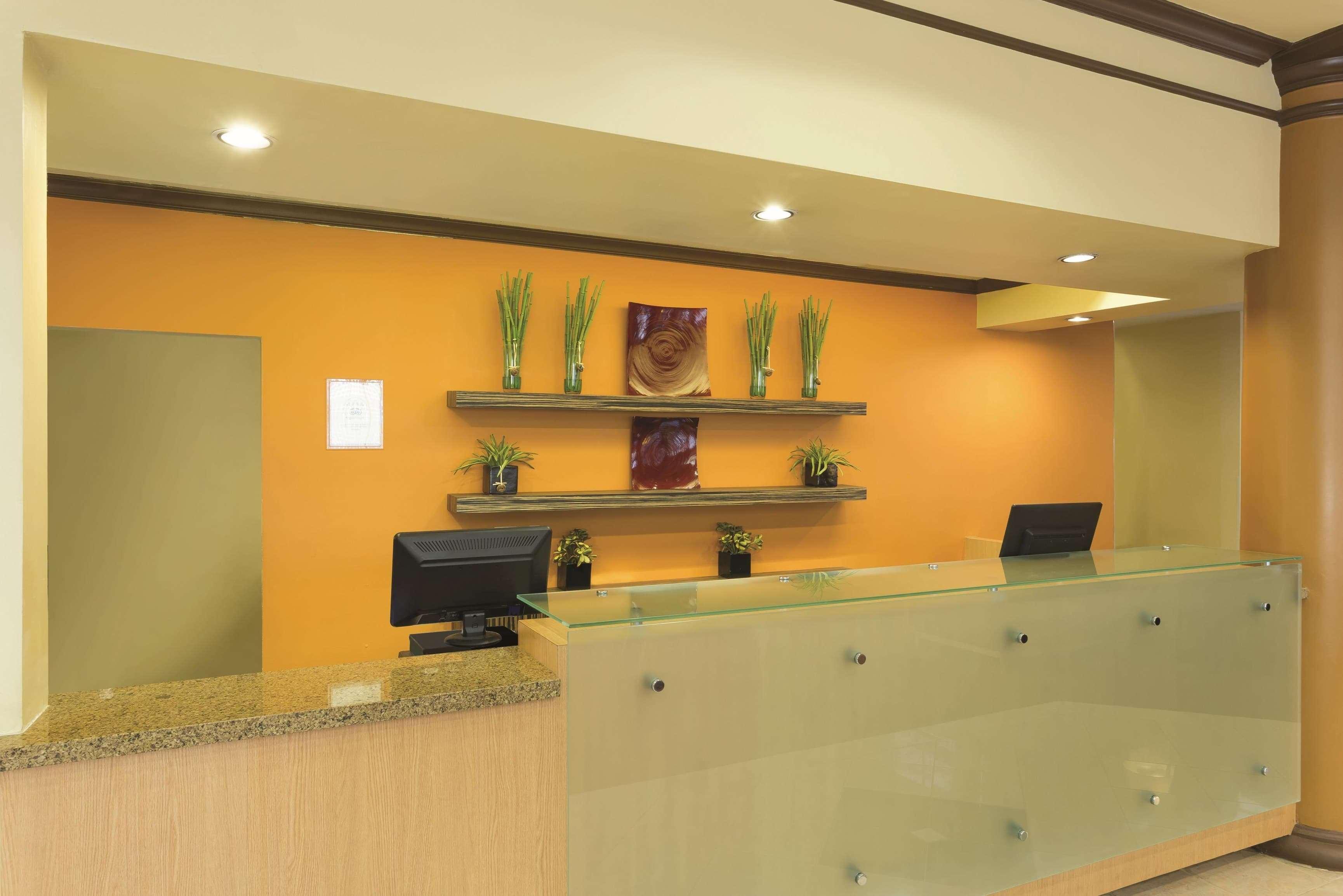 La Quinta By Wyndham Raleigh Crabtree Hotel Buitenkant foto